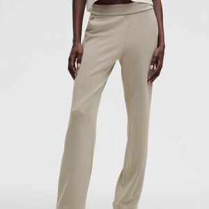 NWT Lululemon Softstreme High-Rise Straight-Leg Pant (Tall )River Stone Size XS